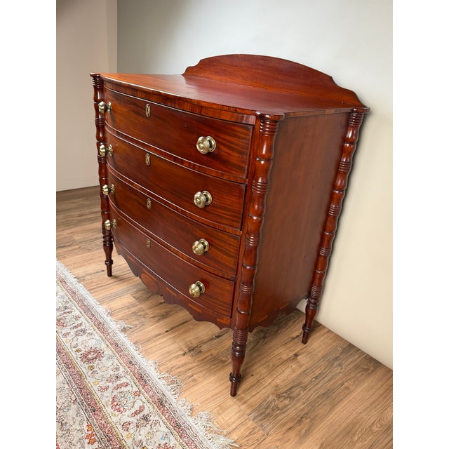 Early 19th Century Early 19th Century New England Federal Mahogany Bow-Front Chest of Drawers With Backsplash, C. 1820–1840 For Sale - Image 5 of 11