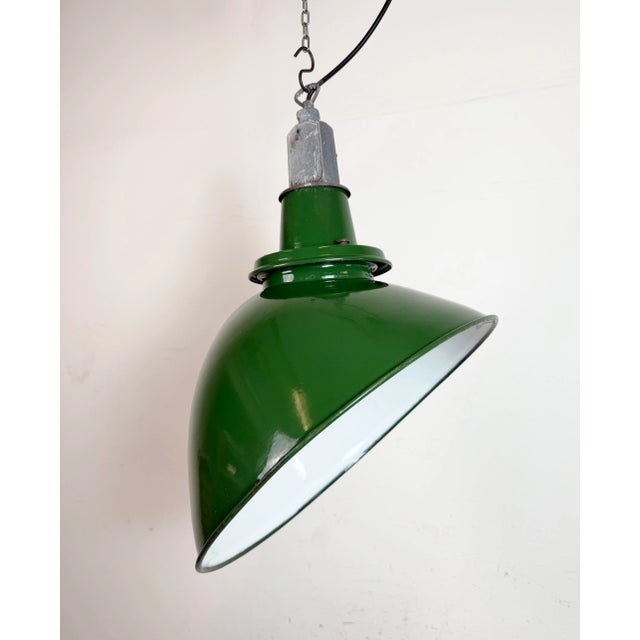 Large Industrial British Green Enamel Factory Pendant Lamp from Benjamin, 1960s For Sale - Image 9 of 18