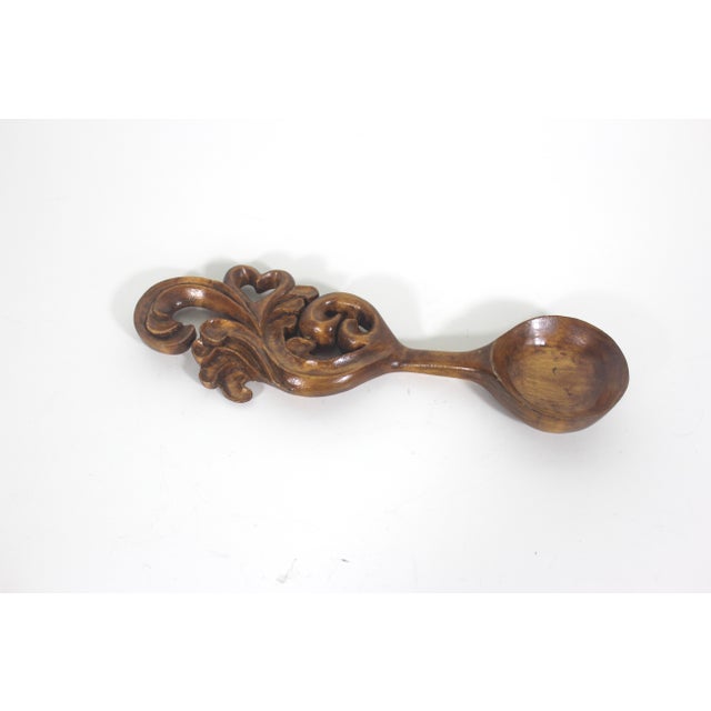 Wood Early 20th Century Hand Carved Wood Spoon Folk Art Treen Welsh Love Spoon For Sale - Image 7 of 8