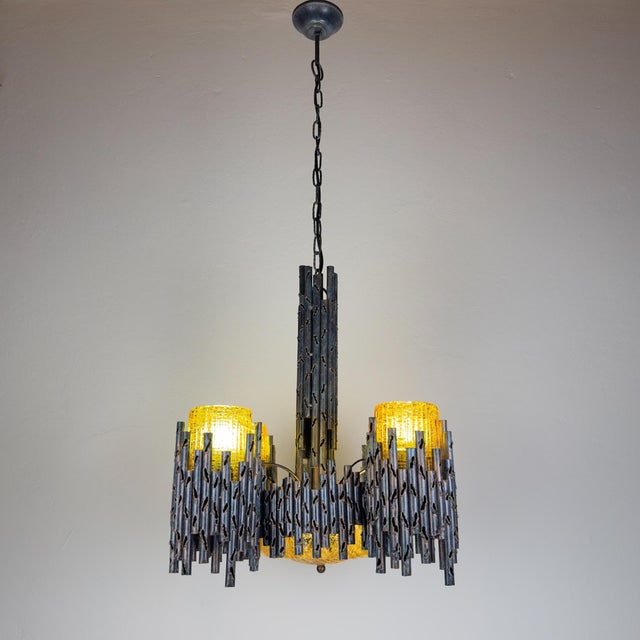 Vintage brutalist chandelier by marcello fantoni, fantoni studio, firenze. Made in italy in the 1960s. metal and murano...