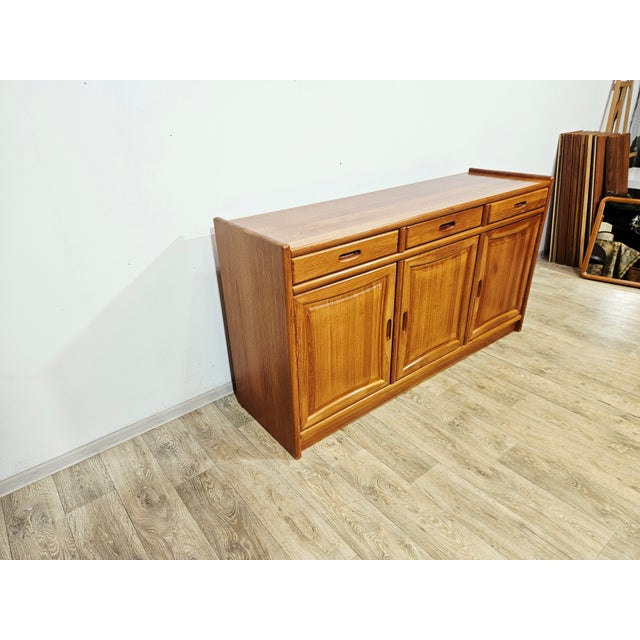 Danish Modern Teak Chest of Drawers from Dyrlund, 1980s For Sale - Image 17 of 18