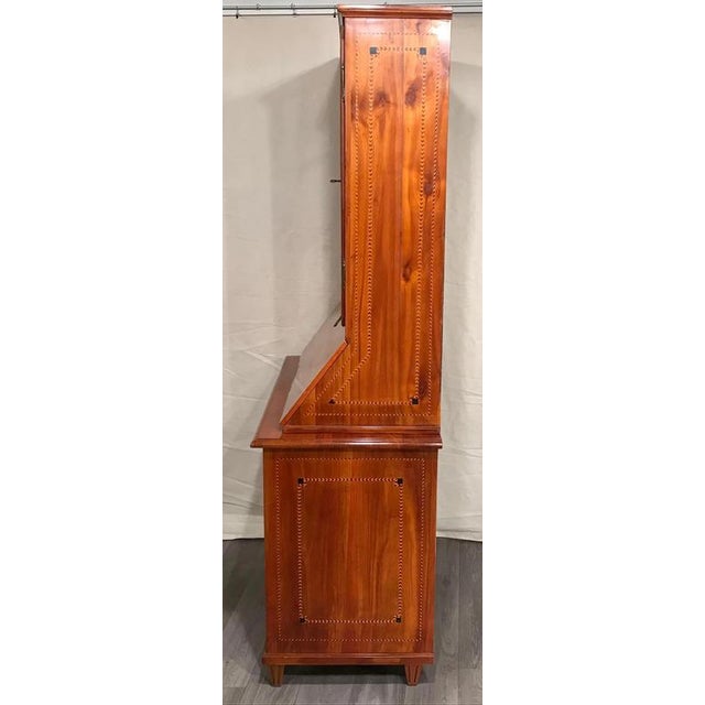 Louis XVI South German Secretary Bookcase, 1780 For Sale - Image 3 of 10