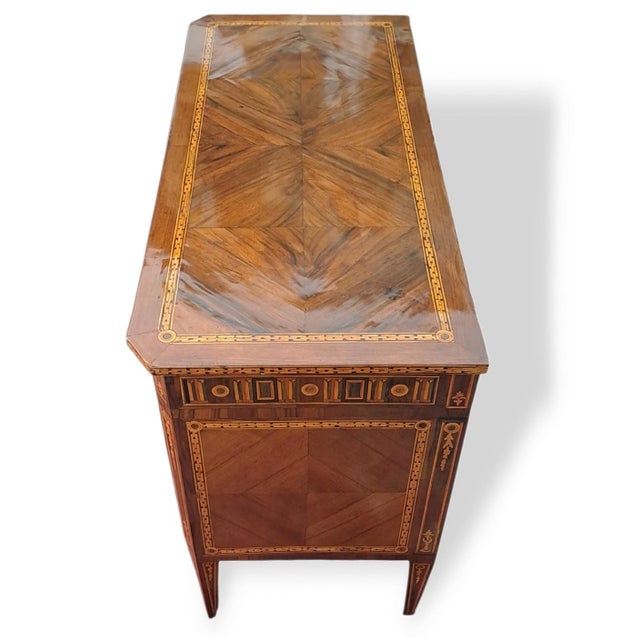 Louis XVI Inlaid Chest of Drawers in Walnut For Sale - Image 5 of 12