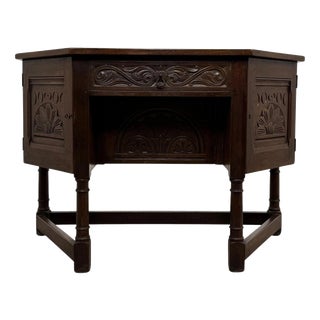 Early 20th Century English Carved Oak Writing Desk For Sale