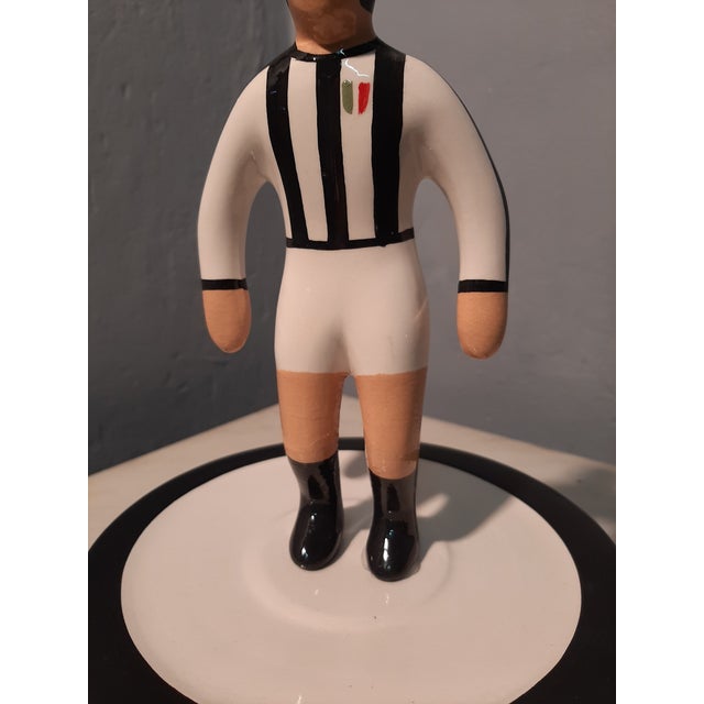 Subbuteo Ornament Sculpture in Double-Mold Ceramic from Artigianato Italiano For Sale - Image 6 of 7
