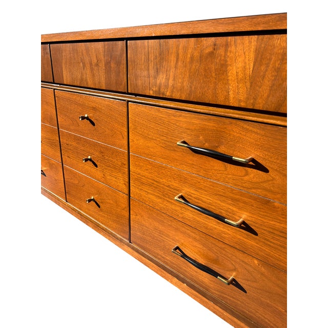 Mid-Century Modern Mid Century Modern Vintage Lowboy Long Dresser With Brass Hardware For Sale - Image 3 of 9