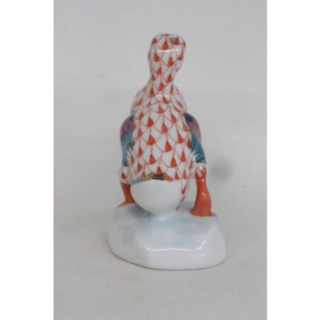 Mid 20th Century Herend Hungary Duck Figurine Hand Painted Red Fishnet Gilded Porcelain 4765b For Sale - Image 5 of 10