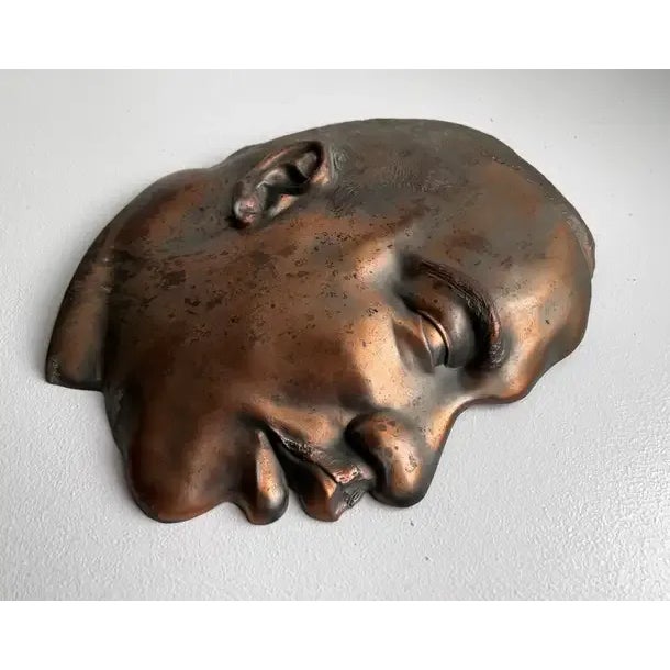1970s Vintage Martin Luther King Jr. Cast Metal Plaque For Sale - Image 5 of 10