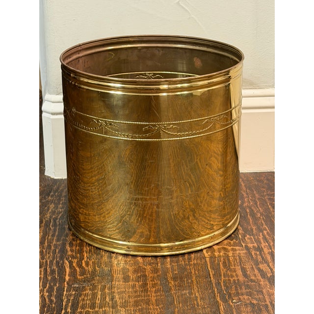 Vintage English Oversized Brass Jardinière Cachepot With Bow & Garland Detail For Sale In Dallas - Image 6 of 14