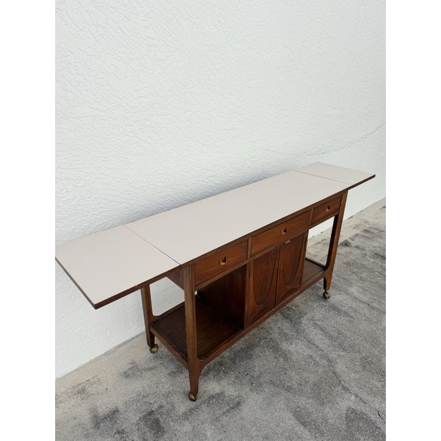Broyhill Brasilia Vintage Broyhill Brasilia Mid Century Walnut and Laminate Serving Bar Cart For Sale - Image 4 of 12