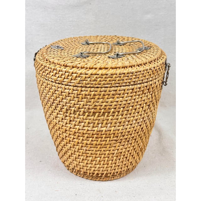 Vintage Hand-Woven Rattan & Wicker Travel Tea Basket / Storage Caddy For Sale In New Orleans - Image 6 of 10