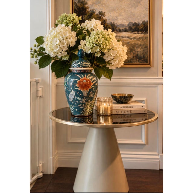 Mid-20th Century Chinese Porcelain Vase With Crane and Lotus Motifs For Sale - Image 11 of 11