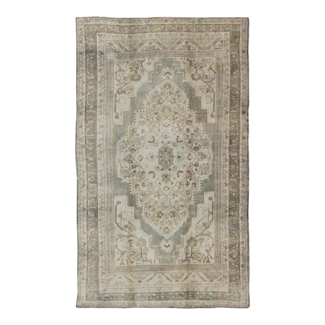 Mid 20th Century Vintage Turkish Oushak Rug With Floral Medallion Design in Ivory and Gray For Sale
