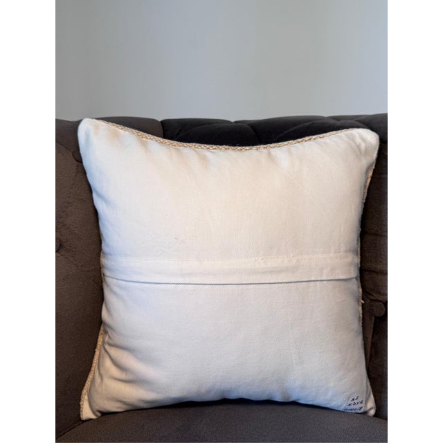 1980s Organic Hemp Pillow, Pure White Ivory Linen-Like Cushion, Handwoven Turkish Anatolian Pillow With Insert, 16x16 In For Sale - Image 5 of 9