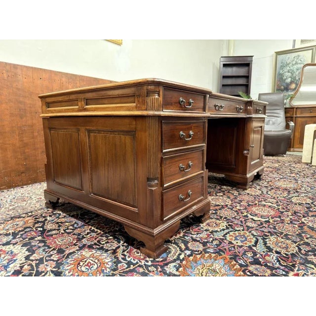 English Chesterfield Desk in Teak For Sale - Image 5 of 18