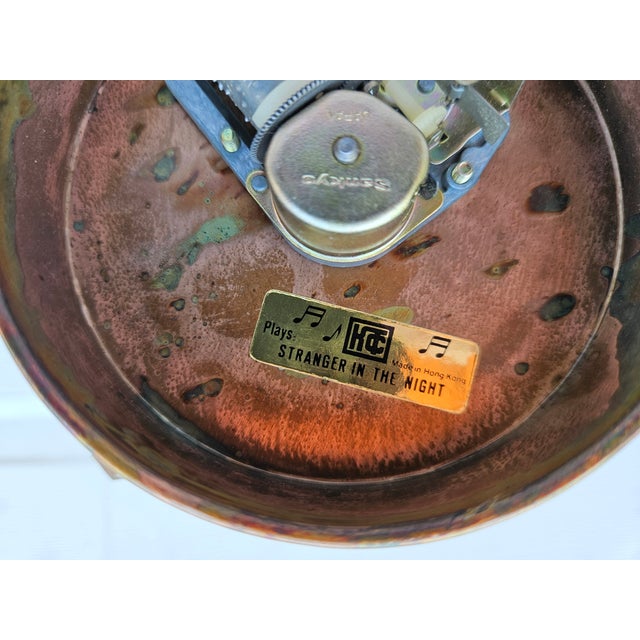 Pair of Brutalist Mid-Century Modern Metal Owls For Sale - Image 12 of 12