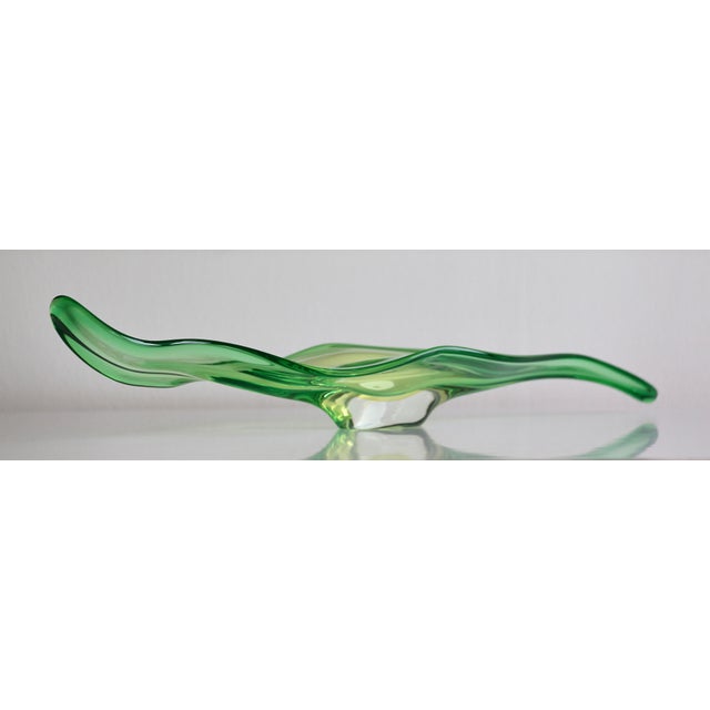 Incredible Val Saint Lambert center piece in sommerso vivid green and yellow, 1960's of huge size!! . Ultra rare...
