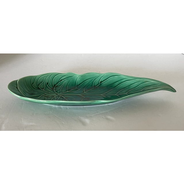 1940s Wedgwood Majolica Green Leaf Dish Stamped For Sale - Image 5 of 10