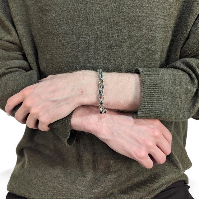 A fine signed silver & spinel chain bracelet. By Konstantino. In sterling silver. From the Plato collection. Each link...