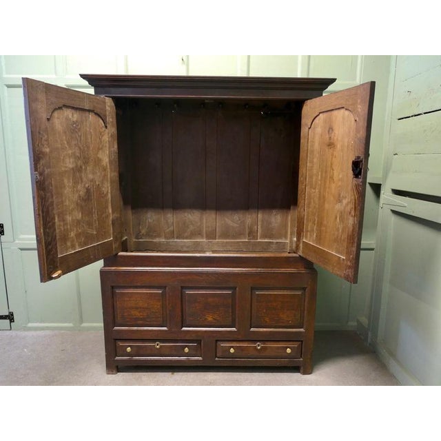 2000 - 2009 Georgian Oak Housekeepers Cupboard For Sale - Image 5 of 7