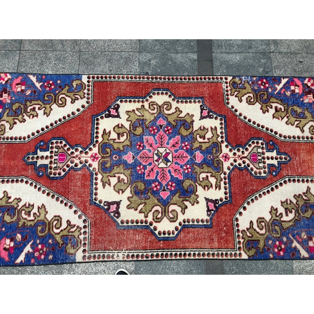 1960s 1960s Vintage Turkish Oushak Hand-Knotted Rug - 3′10″ × 7′3″ For Sale - Image 5 of 11