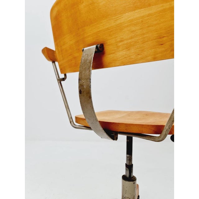 Brown Bauhaus Swivel Office Armchair in Wood by Stollgiroflex, 1930s For Sale - Image 8 of 11
