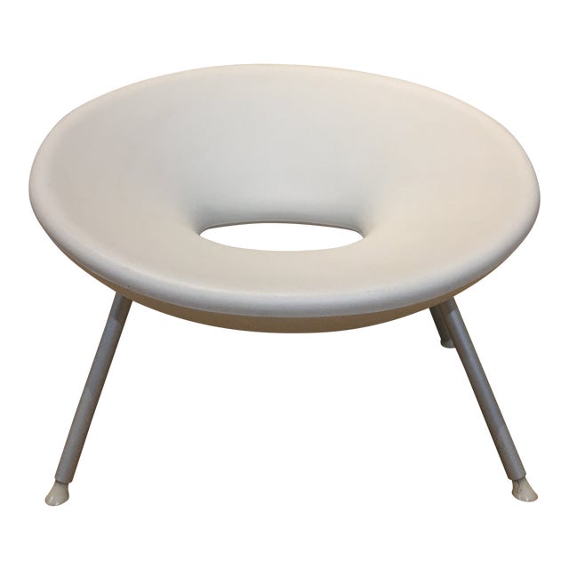 1990s White Scoop Chair by Starke For Sale