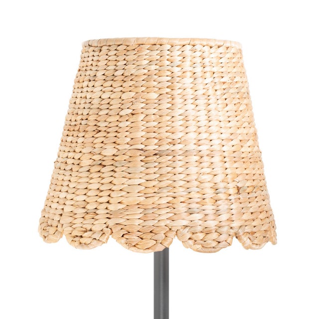 Contemporary Poldina Wicker Shade - For Poldina XXL - Scalloped Empire Water Hyacinth For Sale - Image 3 of 3