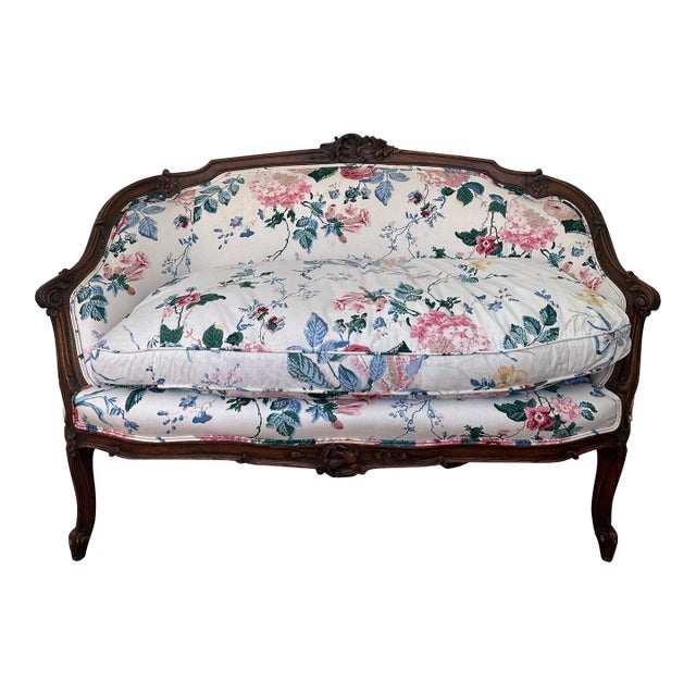 Vintage Settee Upholstered in Lee Jofa Floral Bouquet For Sale