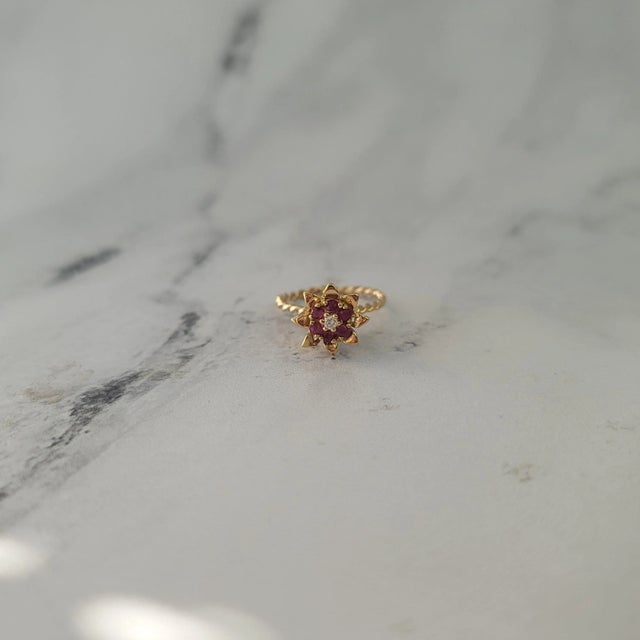 2020s Tall Ruby Tulip Ring 14k Yellow Gold, Size 9 For Sale - Image 5 of 5