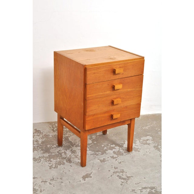 Vintage Chest of Drawers in Oak, 1960s For Sale - Image 6 of 9