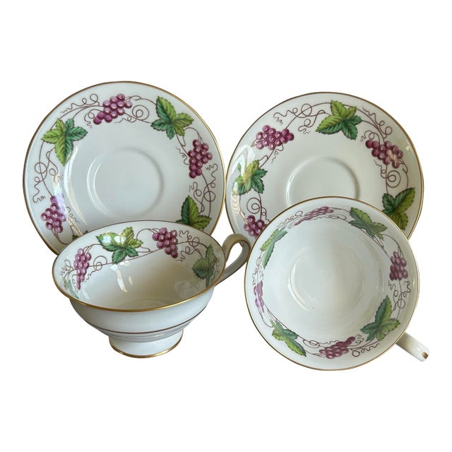 1900 Spode Copeland Grapevine Footed Teacups & Saucers, Set of 2, England For Sale