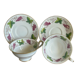 1900 Spode Copeland Grapevine Footed Teacups & Saucers, Set of 2, England