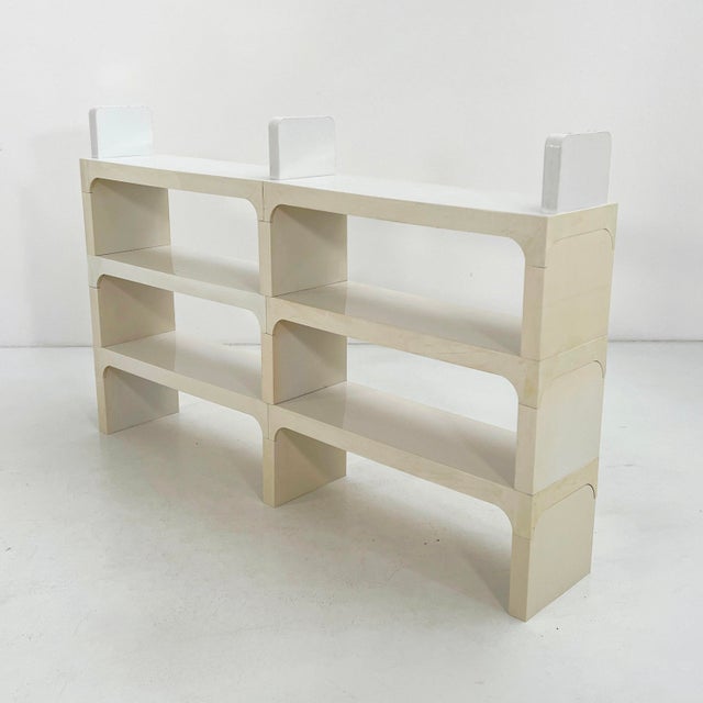 White Modular Shelf by Olaf Von Bohr for Kartell, 1970s, in Good conditions. Designed 1970 to 1979 This piece is...
