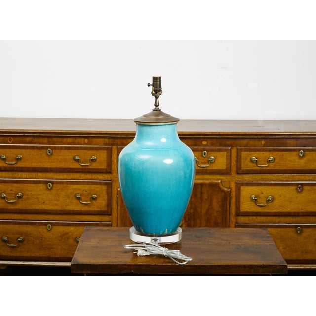 Midcentury Turquoise Table Lamp Mounted on Lucite Base, US Wired For Sale - Image 4 of 7