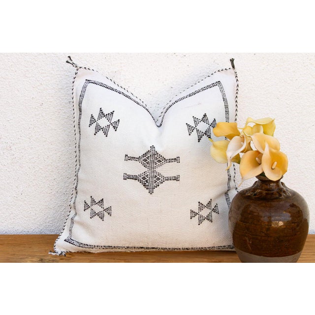 Textile Stacked Stars Cactus Silk Moroccan Pillow For Sale - Image 7 of 7