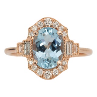 1.5cts Aquamarine Ring With Natural Diamonds Accents: Solid 14k Gold, Oval 9x7mm For Sale