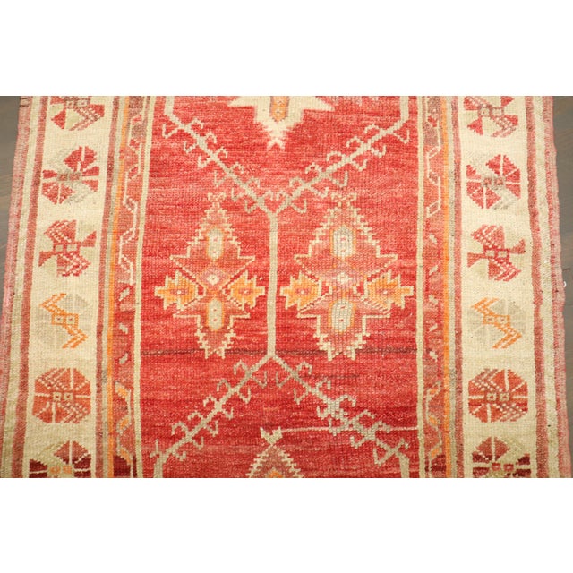 Textile Early 20th Century Zabihi Collection Turkish Oushak Small Rug - 3'1" x 5'7" For Sale - Image 7 of 8