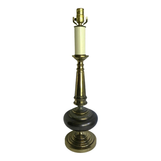 Vintage Hollywood Regency Brass Table Lamp For Sale