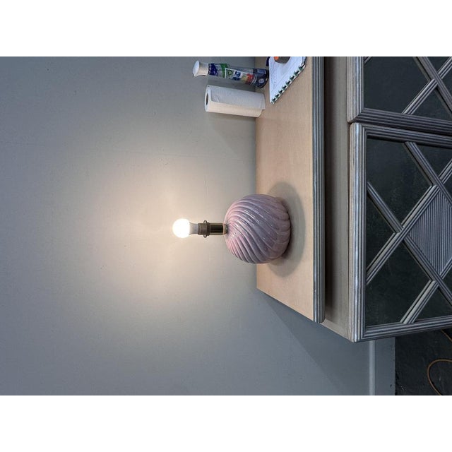 Hollywood Regency Vintage Italian Iridiscent Pink Ceramic Table Lamp, 1970s For Sale - Image 3 of 9