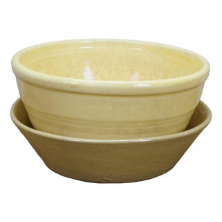Antique American Yellowware Banded Beehive Mixing Bowl Rolled Rim Stoneware For Sale