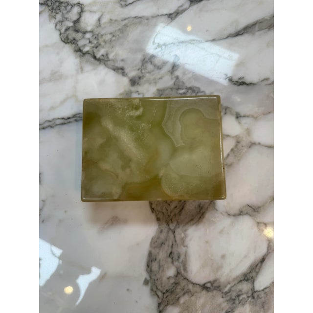 Vintage Onyx Stone Trinket or Jewelry Box For Sale In Los Angeles - Image 6 of 7