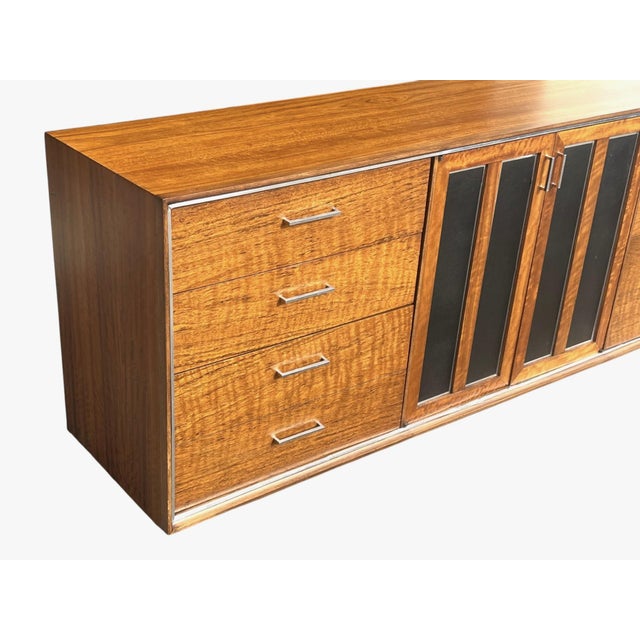 1960s Mid-Century Modern Walnut Credenza With Black Panel Doors Floating Base For Sale - Image 5 of 16