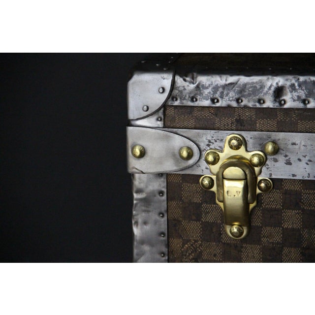 Hat Trunk in Checkered Canvas from Louis Vuitton, 1890s For Sale - Image 3 of 18