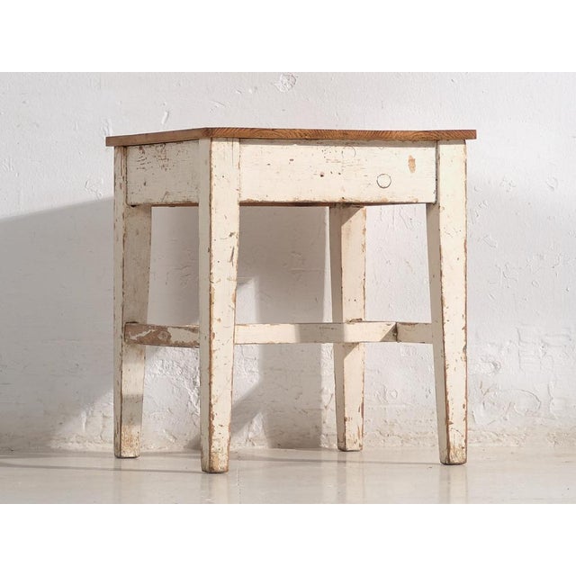 Antique White bedside table (Czech Rep., c.1920) Approximate age: 100 years Material: Solid pine wood Our white nightstand...