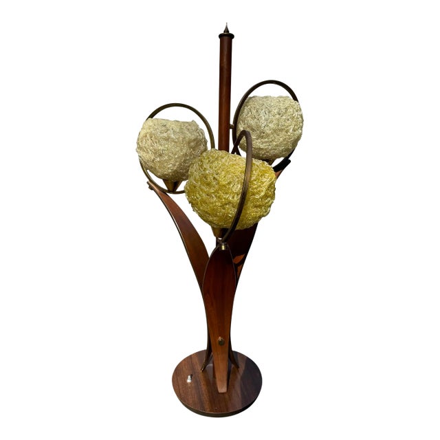 Mid-Century Spaghetti-Lucite Bent-Plywood Table Lamp For Sale