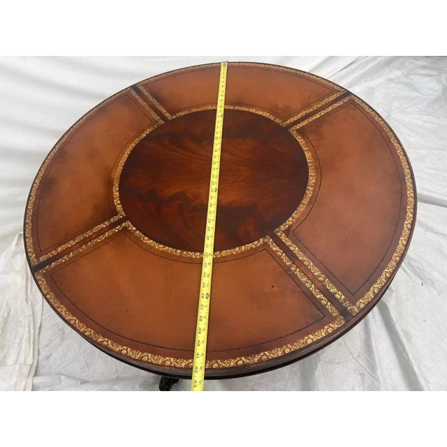 1950s Round Coffee Table Spinning Top on Pedestal Base Duncan Phyfe Style For Sale - Image 9 of 12