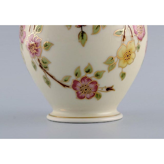 Cream-Coloured Porcelain Vase with Hand-Painted Flowers from Zsolnay For Sale - Image 6 of 8