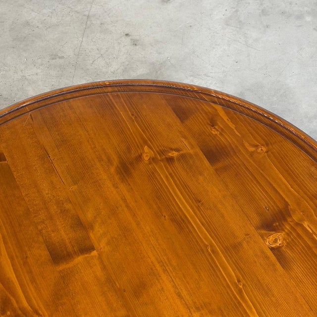 Round Pine Coffee Table in the style of Charlotte Perriand for Les Arcs, France, 1960s For Sale - Image 9 of 18