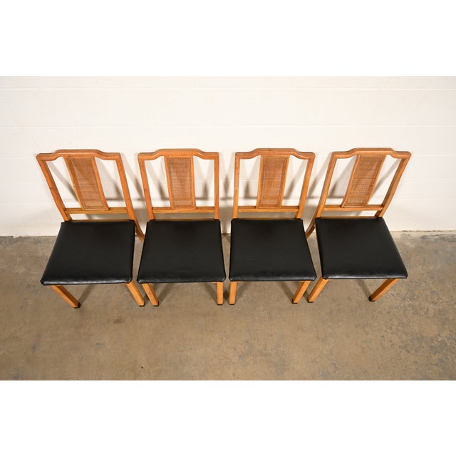 Henredon Style Mid-Century Hollywood Regency Carved Walnut and Cane Dining Chairs, Set of Four For Sale In South Bend - Image 6 of 16
